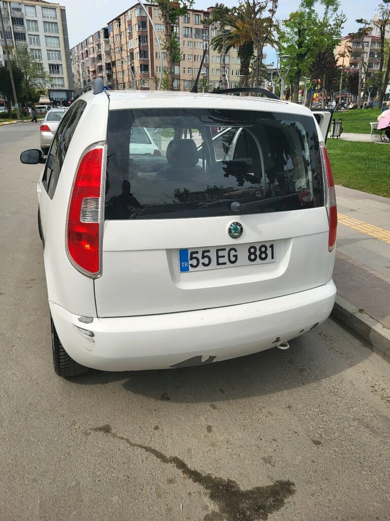 2. sahibinden Skoda Roomster 1,2 benzinli panorama - 3