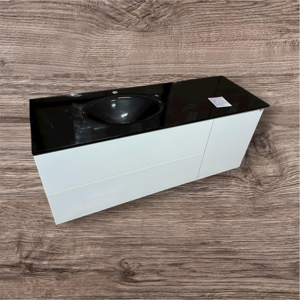 140 cm Tamamen Beyaz Lake Banyo Dolabı