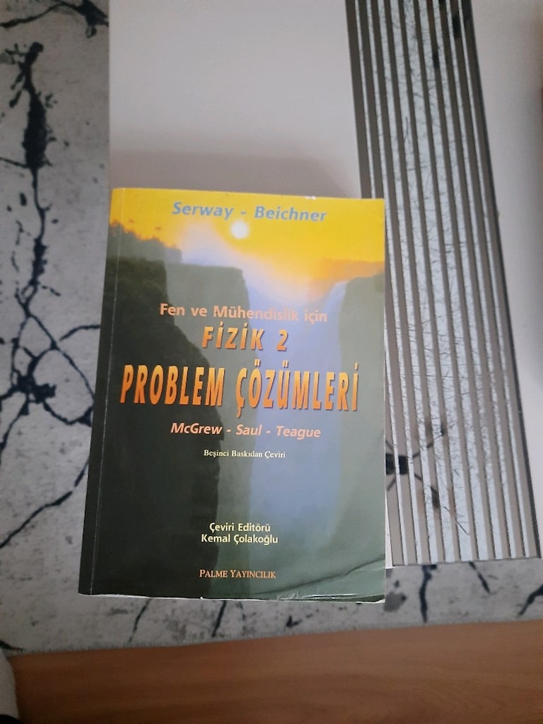 Serway Fizik 1 ve 2 - Problem Çözümleri Kitapları - 6