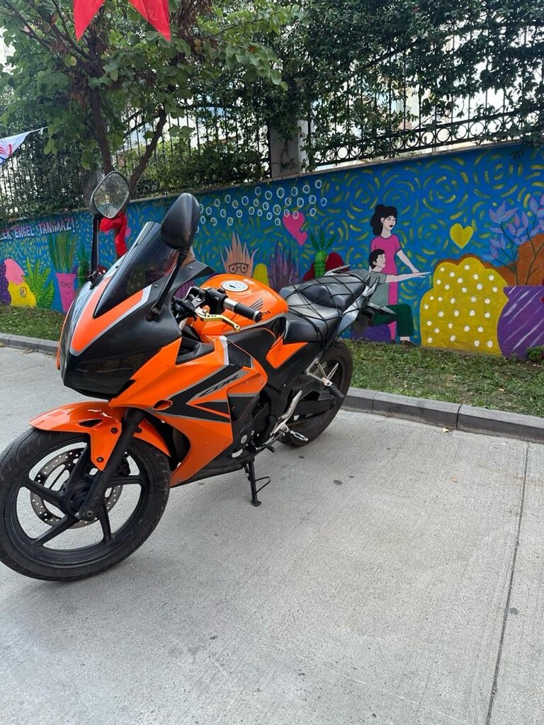 cbr 250r - 8