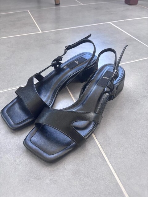 Elle 38 Numara Kadın Sandalet