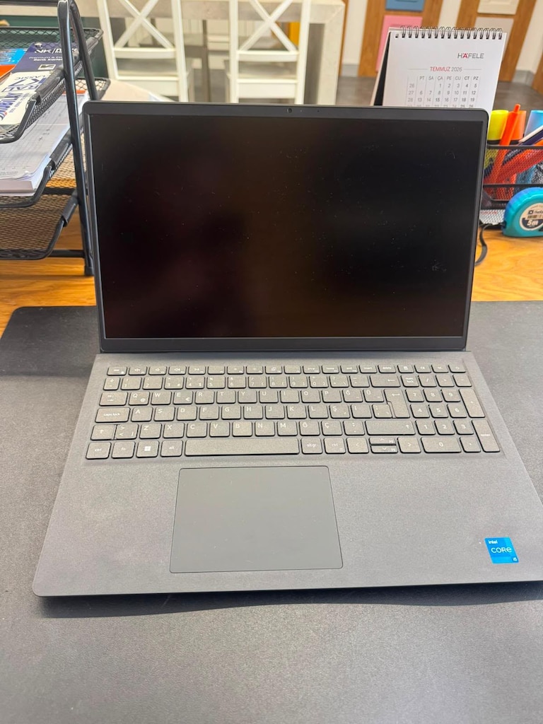 Dell Pro 15 Essential | i5 13. Nesil | 16 GB RAM |512 GB SSD|Garantili - 5