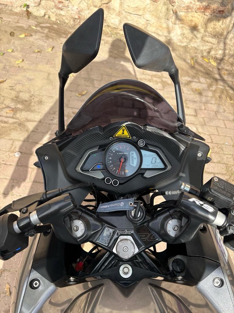 Kazasız BAJAJ RS200 2023 model Bakımlı Muayne Yeni - 13