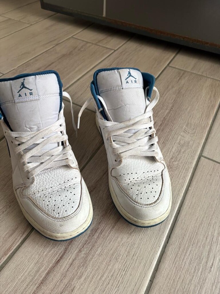 Air Jordan 1 mid ayakkabı - 4