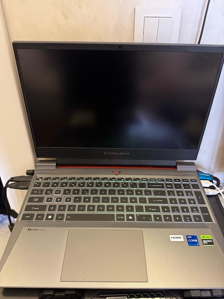 Excalibur G870 i7-13620H 32GB 1TB 8GB RTX5050 165HZ 15.6" Freedos Gami - 3