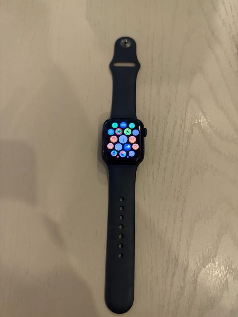 Apple Watch SE 2.nesil 40mm - 2