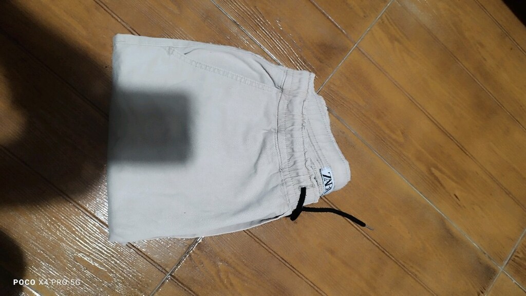 #Zara ipli eşofman pantolon  Eni çekilince 43 Boyu  96Bacakta leke. - 8