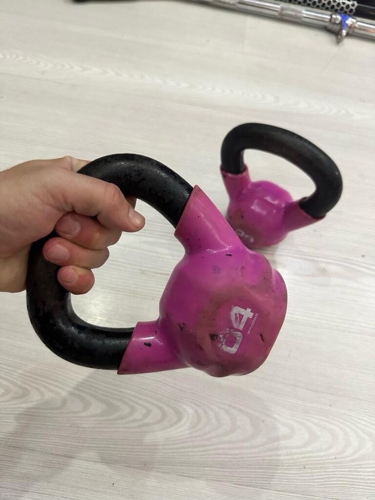 1 x 4 kg Döküm Kettlebell (Girya) - 3