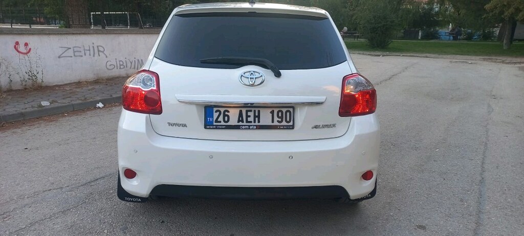 Satılık Toyota Auris 1.6 elegant 2012 model - 5
