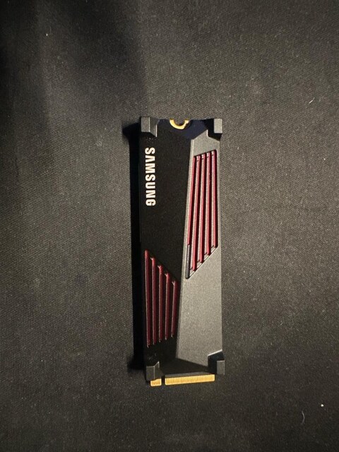 Samsung 990 PRO 1TB Heatsink NVMe M.2 SSD – PCIe 4.0 – 7450/6900 MB/s
