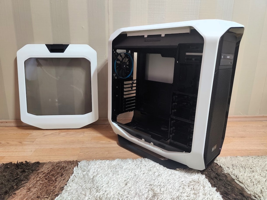 CORSAIR GRAPHITE SERİSİ 780T FULL TOWER KASA - 8