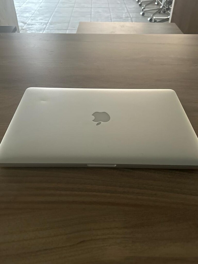 MacBook Pro 15,4 ″ Retina Ekran i7 İşlemci - 8
