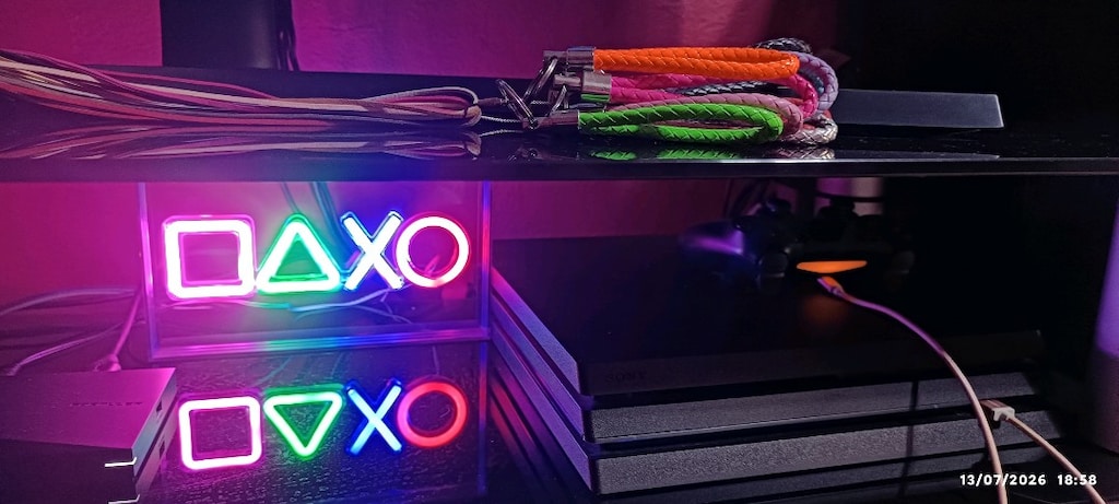 GOP PAZARİÇİ ilk sahibinden PS4 PRO - 2