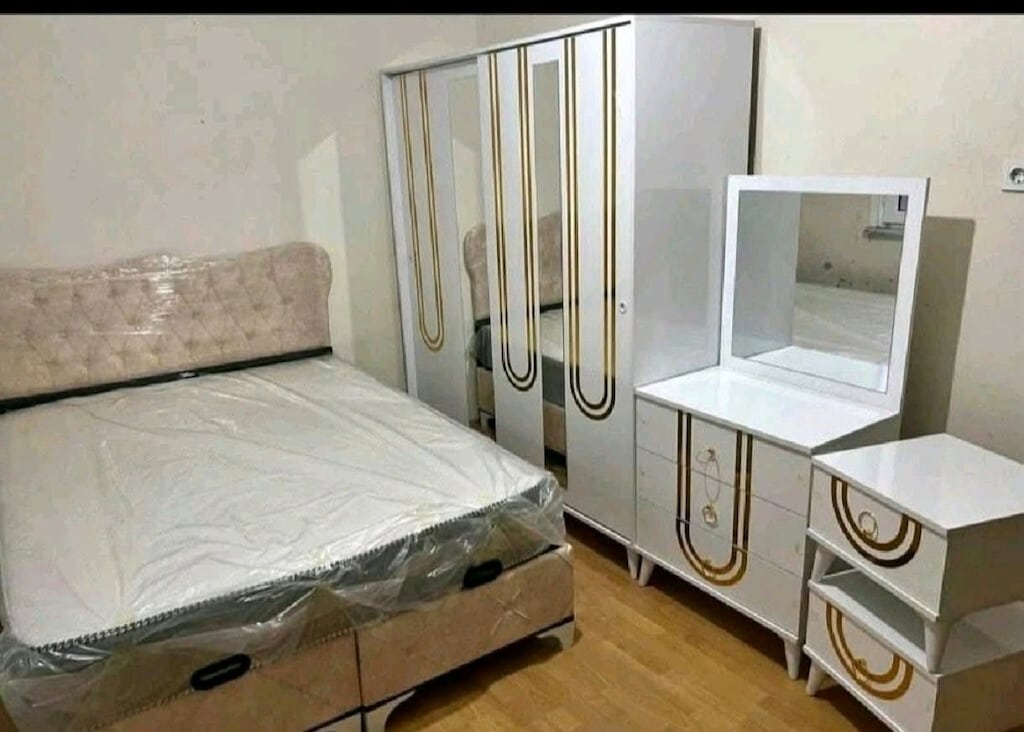 Komple Yatak Odası Takımı (Dolap+Şifonyer+2 Komodin+Baza+Başlık+Yatak - 2