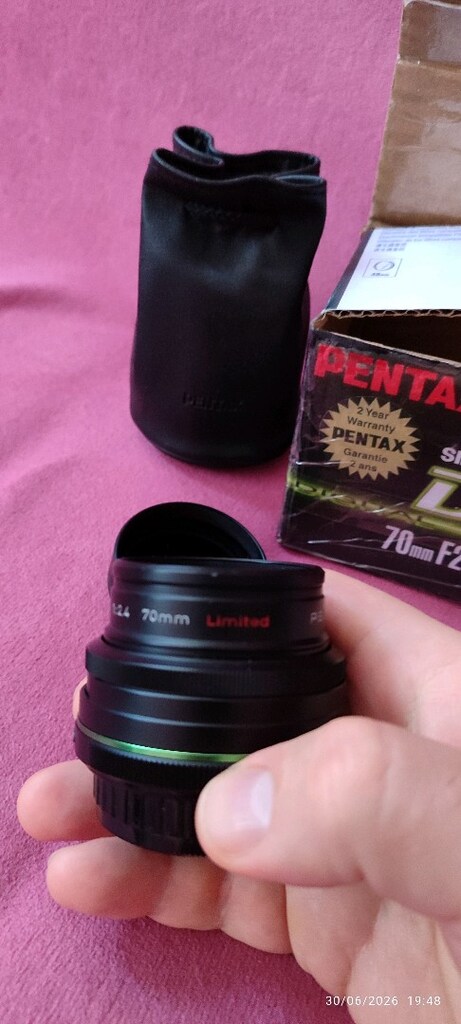 pentax da 70mm f2.4 limited kutulu 25000tl - 10