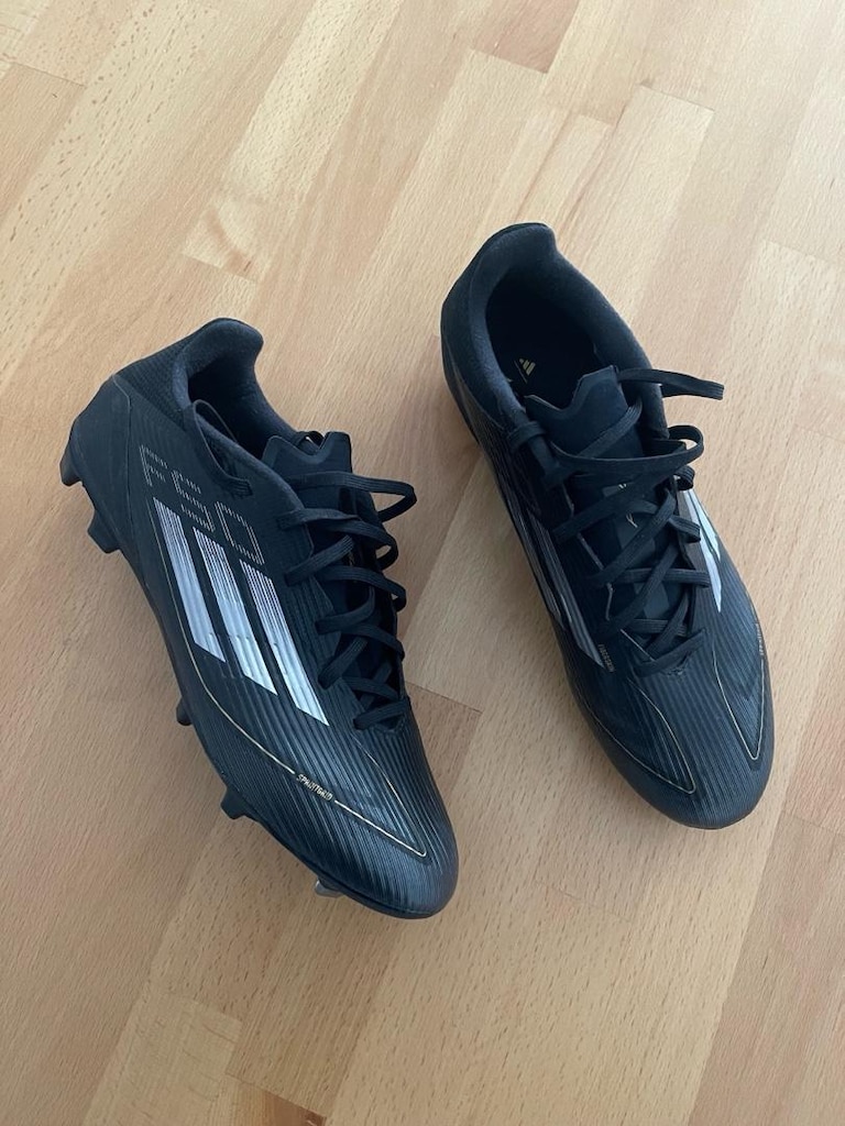 Adidas F50 halı saha Ayakkabı