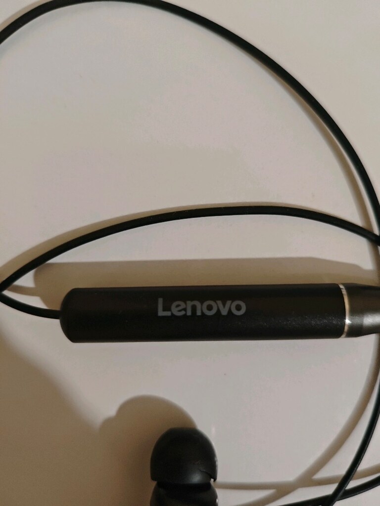 Lenovo Siyah Bluetooth Kulaklık - 2