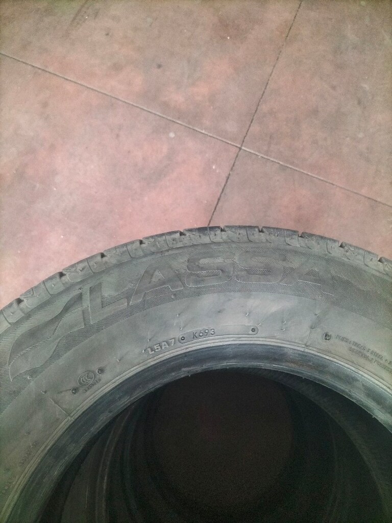 4 adet çıkma lastikler 235 65 r 16 c sıfır gibi - 2