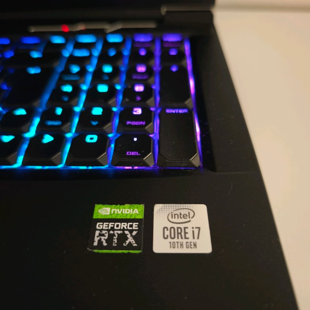 Monster Tulpar / 32 Ram / 1 Tb Ssd/ 8 Gb Rtx2070 / 144 Hz / İ7 İşlemci - 6
