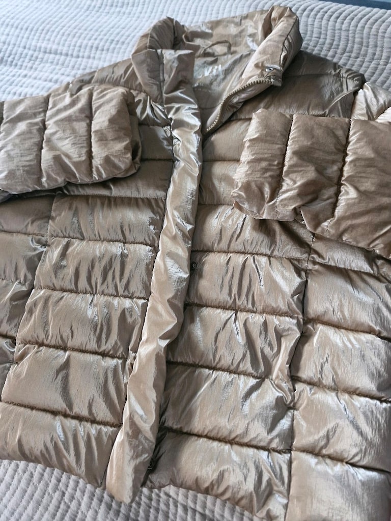 Zara Mont - 2