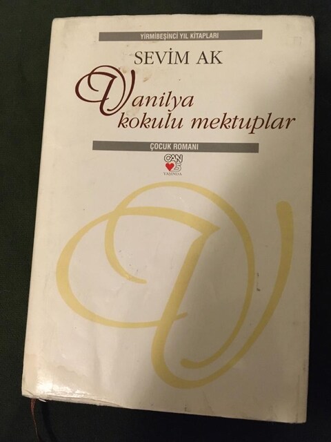 Vanilya Kokulu Mektuplar (ciltli şömizli) / Sevim Ak