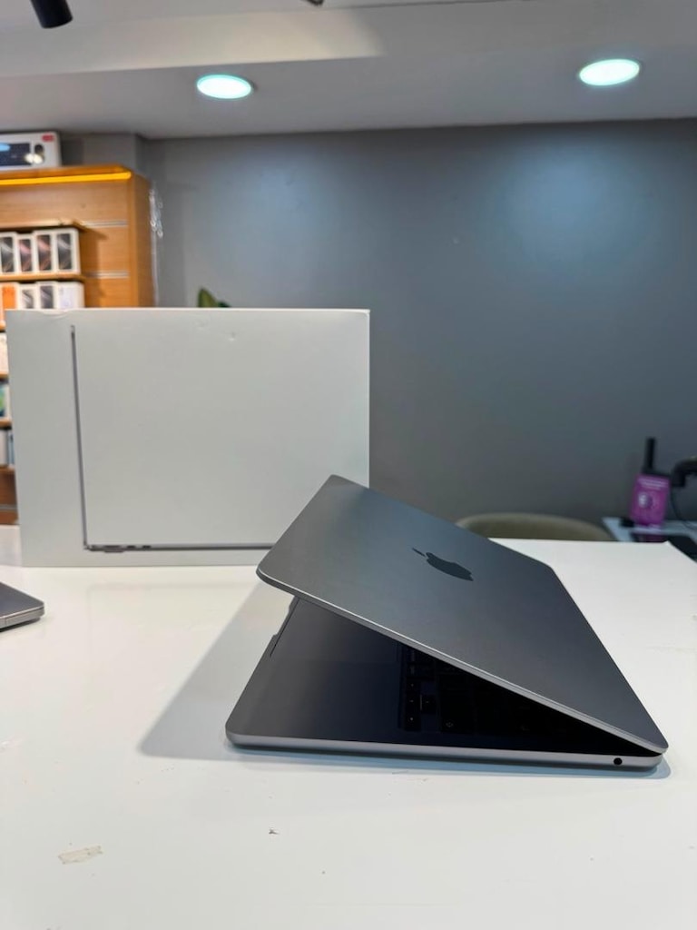 MacBook Air M2 16 GB RAM 256 GB SSD HATASIZ - 4