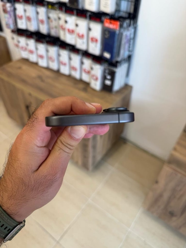 İphone 17 256GB Siyah - 4