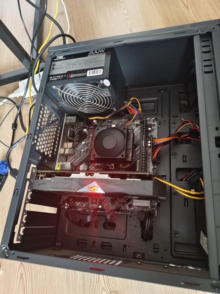 RYZEN ISLEMCI - ASUS ROG GTX 1050 - 8 GB DDR4 - 20