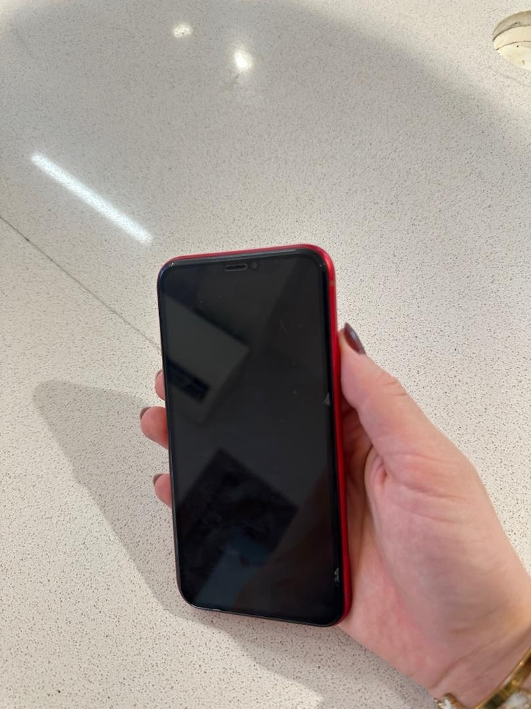 iPhone 11 64gb pil 98 - 3