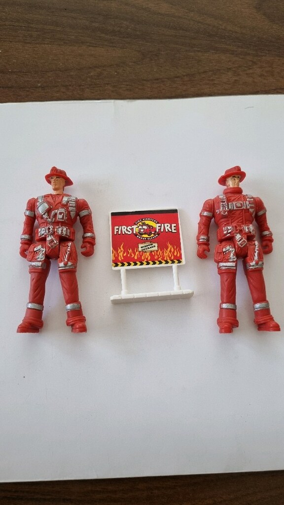 15 cm Dickie Toys oyuncak İtfaiye Aracı ( Kargo yapmıyorum) - 13
