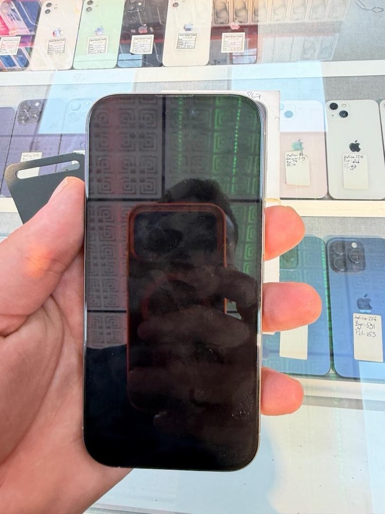 İPHONE 16 PRO NOKTA HATASIZ PİL DURUMU 90 9 AY GARANTİLİ 256 GB HAFIZ - 6
