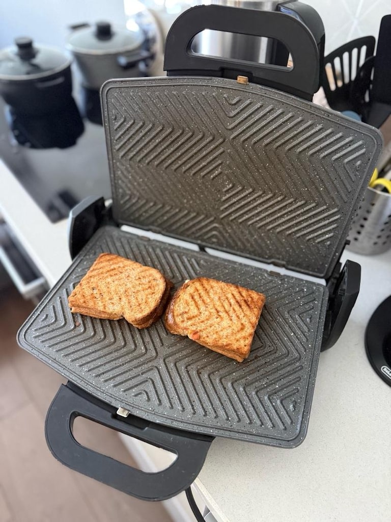 Schafer 1750 W Tost Makinası