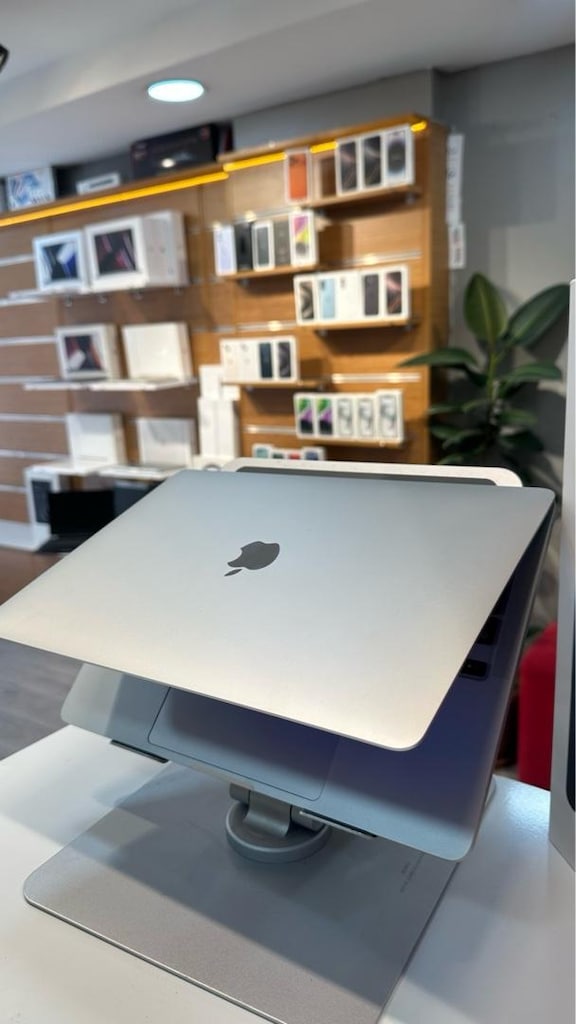 MacBook Pro M2 13” 8 GB RAM 512 GB SSD PİL DEVRİ : 9 HATASIZ GARANTİLİ - 4