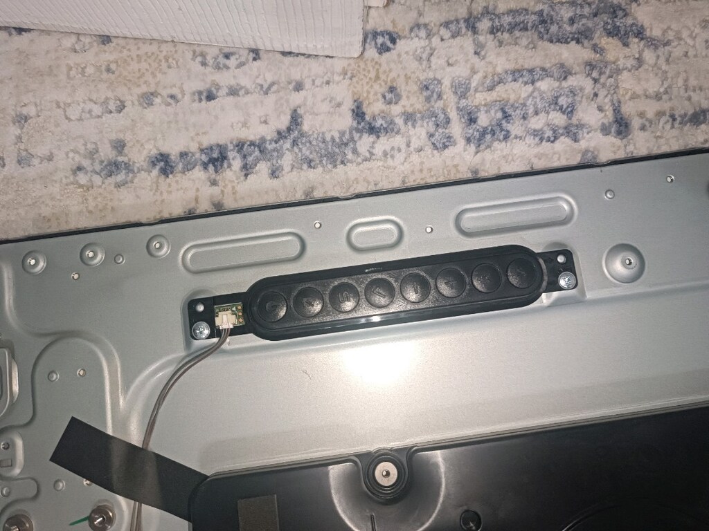 Lg TV ekran kırık - 14