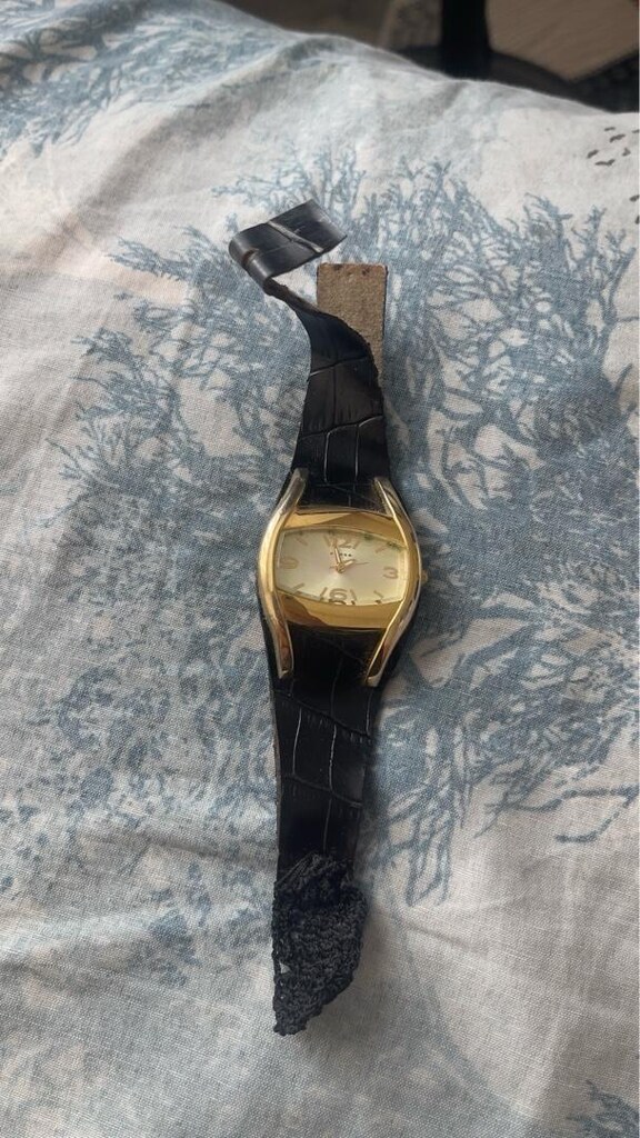 Cross Fashion Time" (Model No: CR 13512) - 2