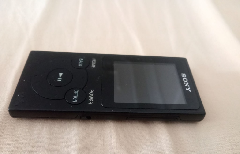 Sony NW-E394 ve MDR-J10 - 3