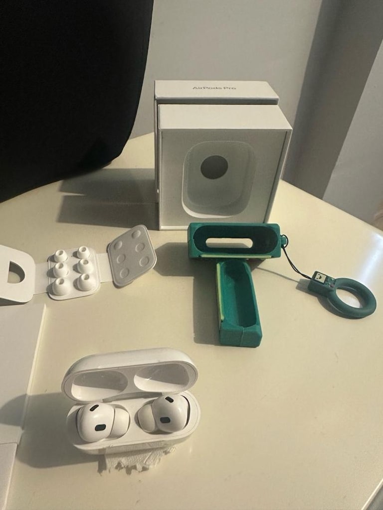 Temiz Sıfır gibi AirPods Pro 2. Nesil (+ BMO Tasarımlı Kılıf Hediyeli - 4