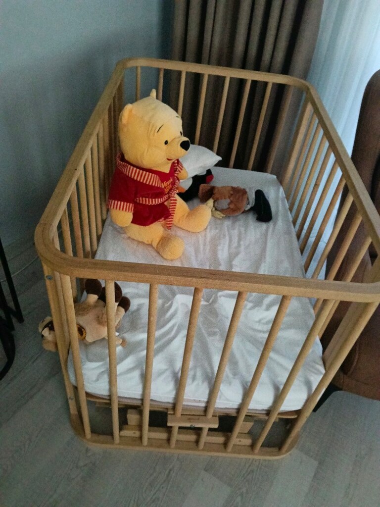 tekerlikli asansorlu tahta besik yatakli - 2