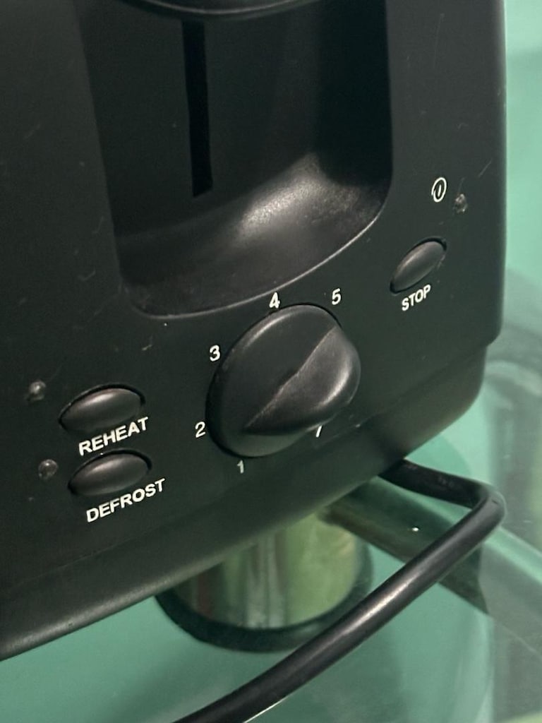 Beko Temiz Ve Çalışır Durumda Ekmek Kızartma Makinesi - 3