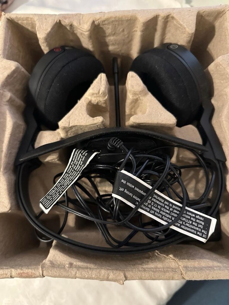 Sony MDR-RF811RK Kablosuz Kulak Üstü Kulaklik - 4