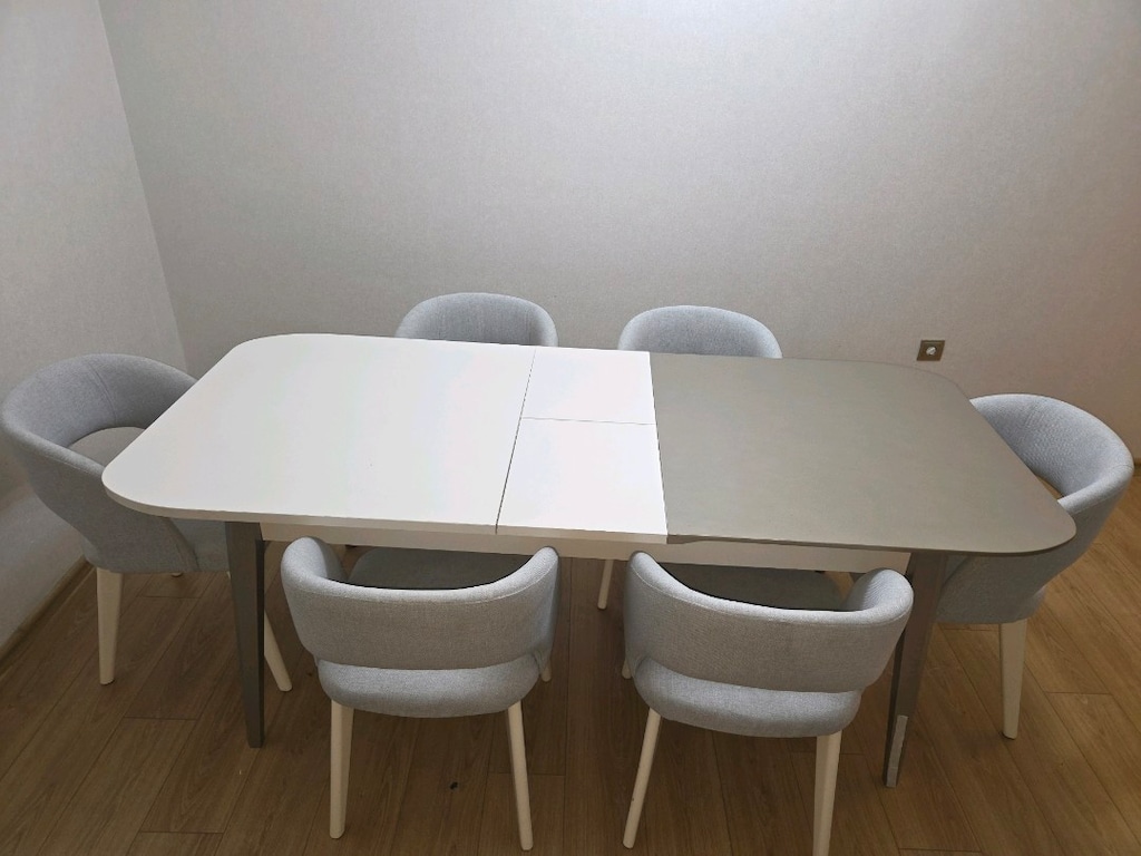 ACİL SATILIK Açılır Büyüyen Yemek Masası Takımı + 6 Adet Sandalye - 6