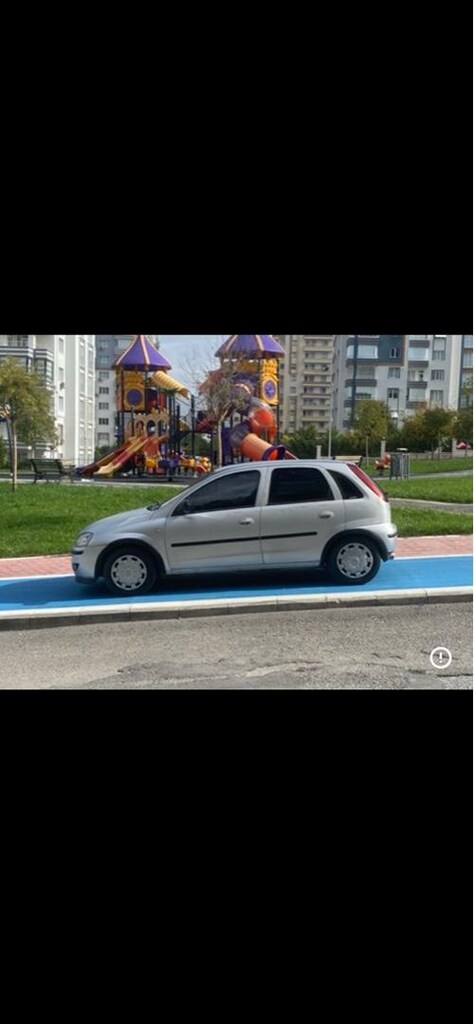 2004 CORSA - 4