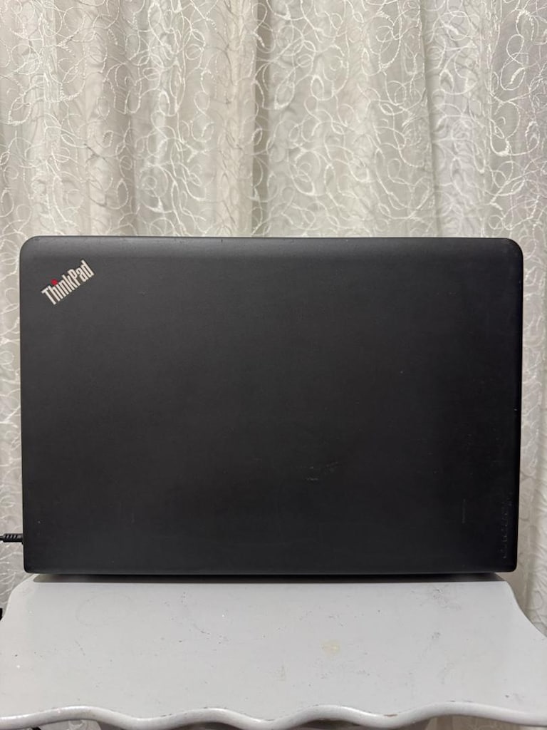 Lenovo Thinkpad E550 - 4