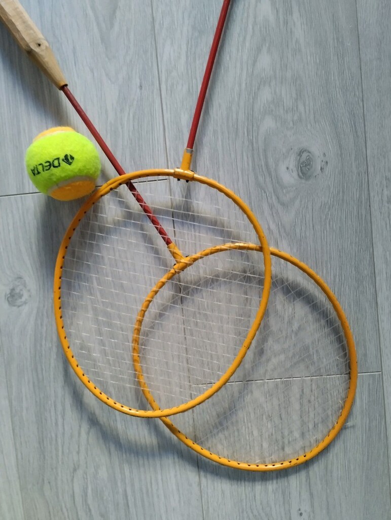 Tenis Raketi ve topu - 2