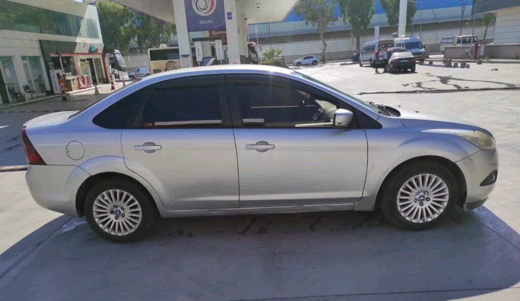Ford focus 2009 - 4