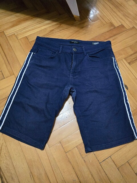lcw marka 32 beden Jean şort