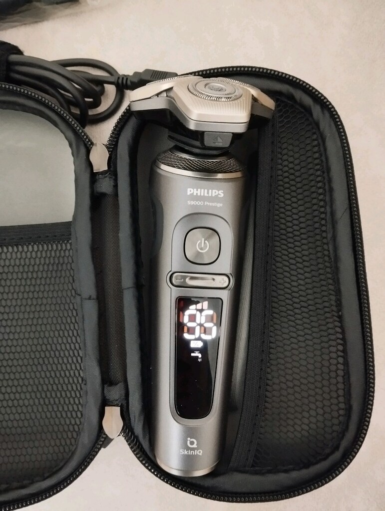 Philips s9000 Prestige traş makinesi - 2