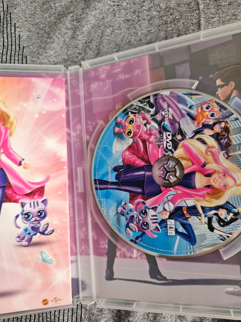 Barbie Yeni Yıl Hikayesi ve Gizli Görevde Animasyon Dvdleri - 5