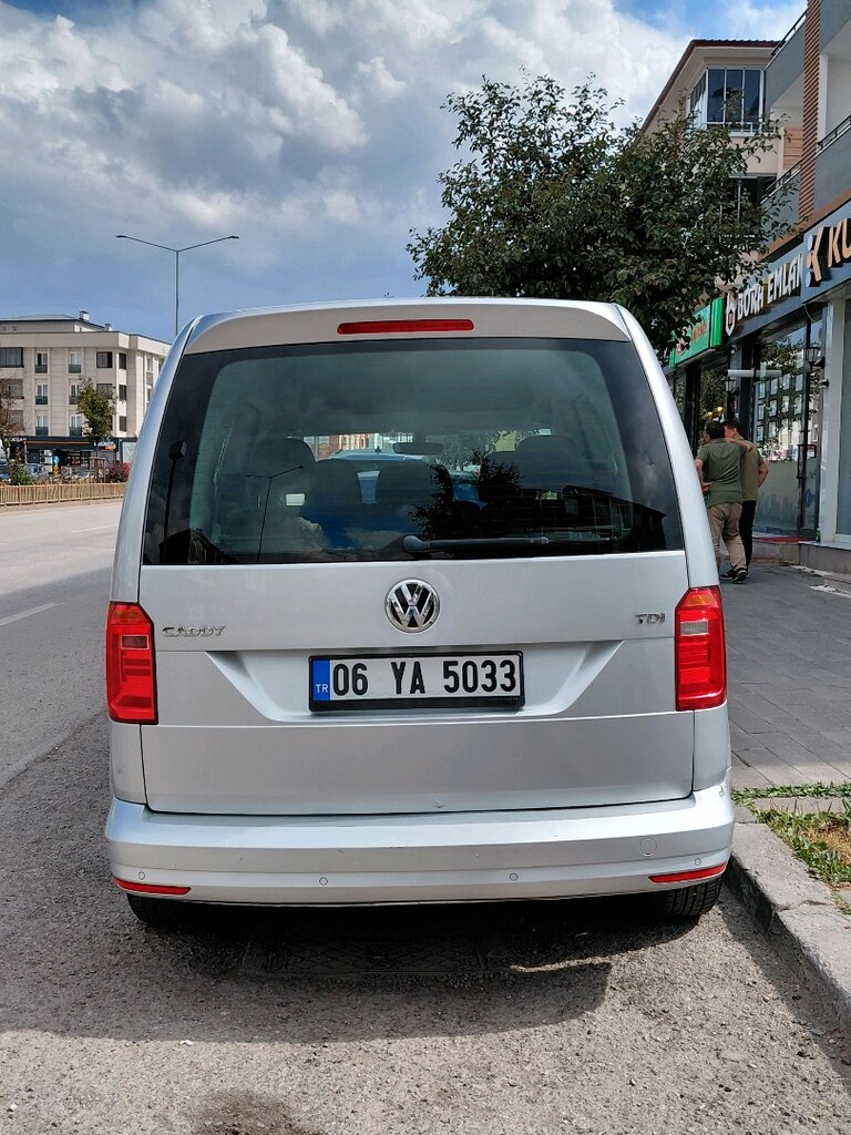 SAHİBİNDEN TEMİZ DÜŞÜK KM VOLKSWAGEN CADDY - 6