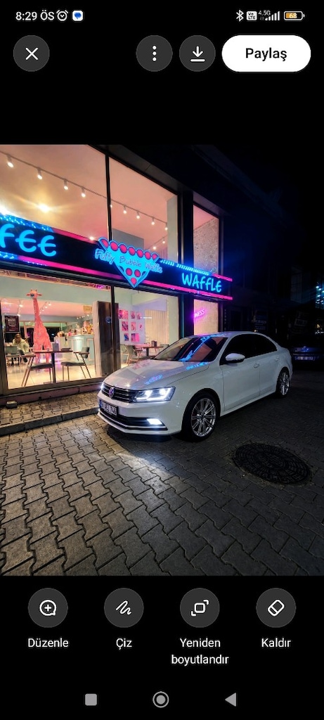 Volkswagen Jetta - 6